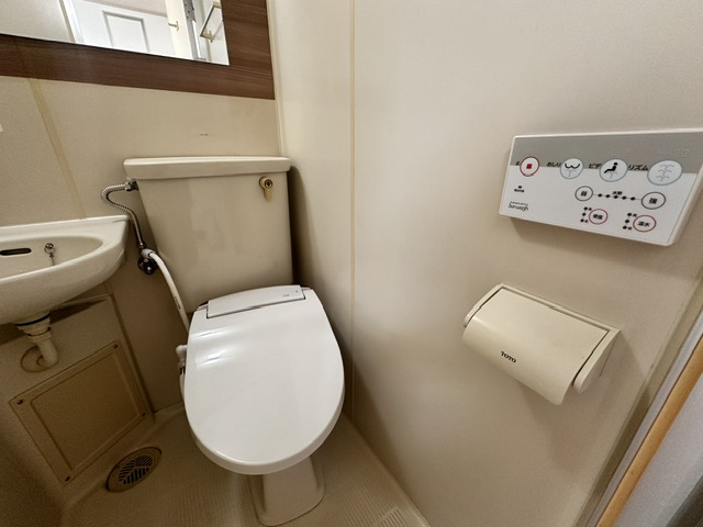 ハッコービルのトイレ写真