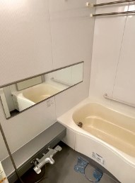 バス・シャワールーム　バスルーム