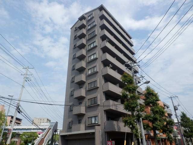 広島市中区南竹屋町のマンションの建物外観
