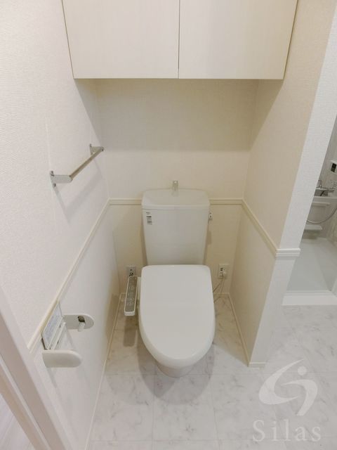 【大阪市西成区玉出中のアパートのトイレ】