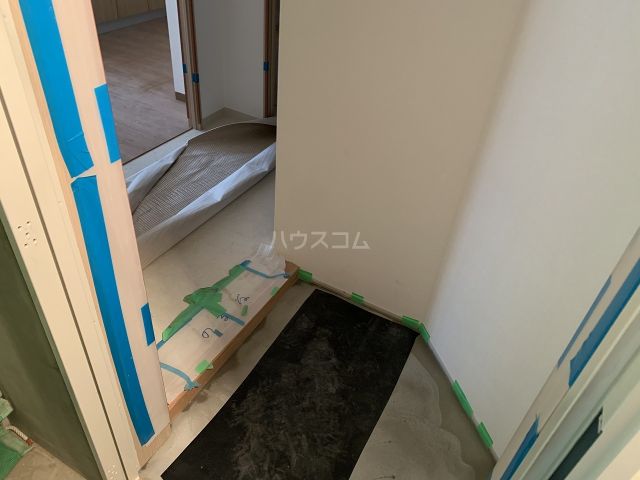 【八王子市本町のマンションの玄関】