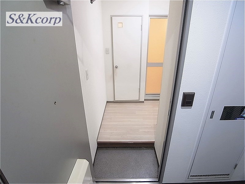 玄関　三景マンション(J：COM 320M ネット無料)