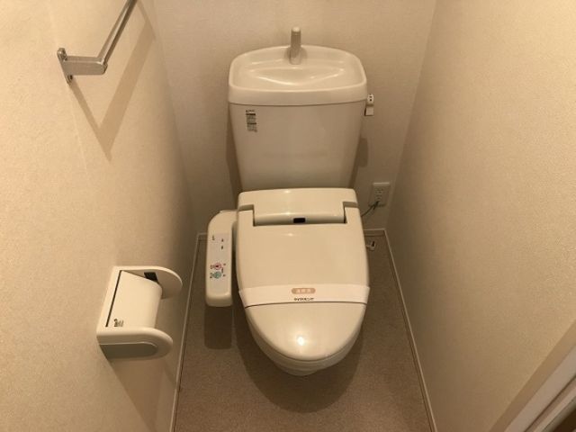 【松戸市金ケ作のアパートのトイレ】