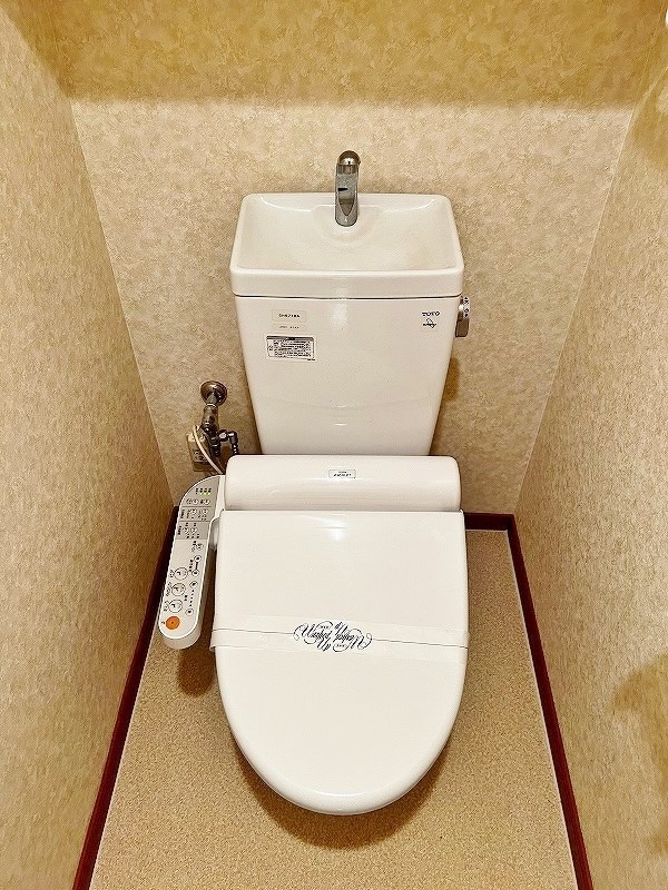 トイレ　★温水洗浄便座付トイレ★
