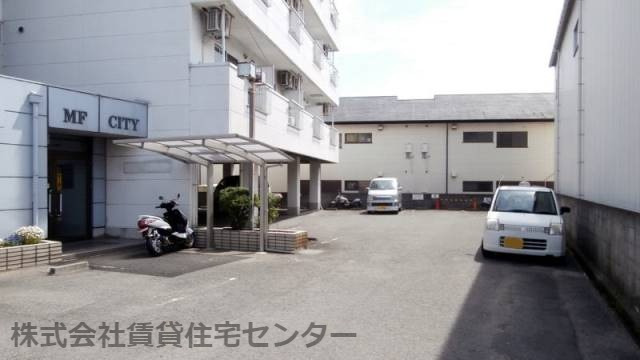 【ＭＦシティマンションの駐車場】