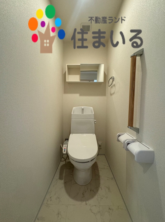 トイレ　※写真は同型タイプとなります