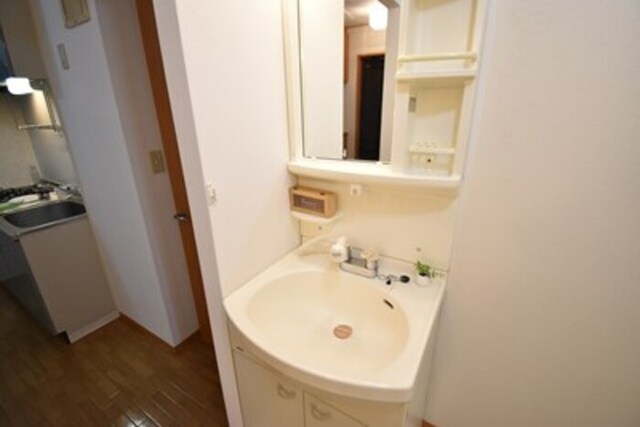 洗面設備　洗髪洗面化粧台