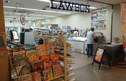 コンビニ　ローソン　Ｓ吹田市役所店（コンビニ）まで346m