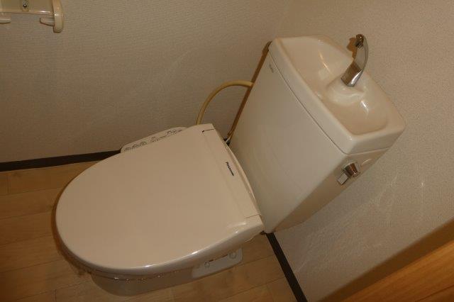 トイレ　ウォシュレット