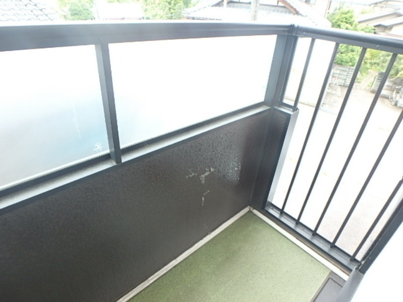 バルコニー　図面と現状に相違がある場合には現状を優先