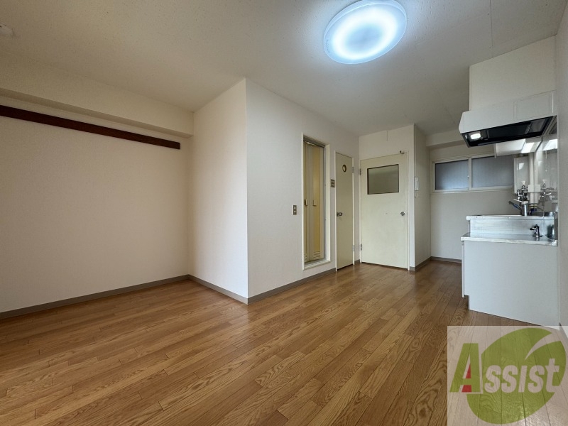 居室・リビング　広くてキレイなお部屋が広がっていて、充実した生活が送れそう。