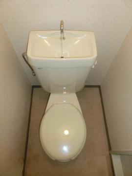 　トイレ　トイレ