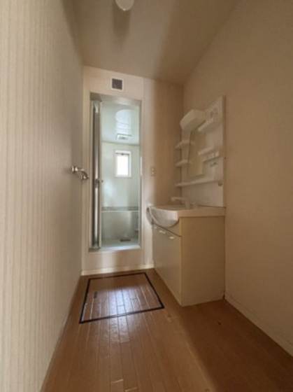 洗面設備　別号室写真です