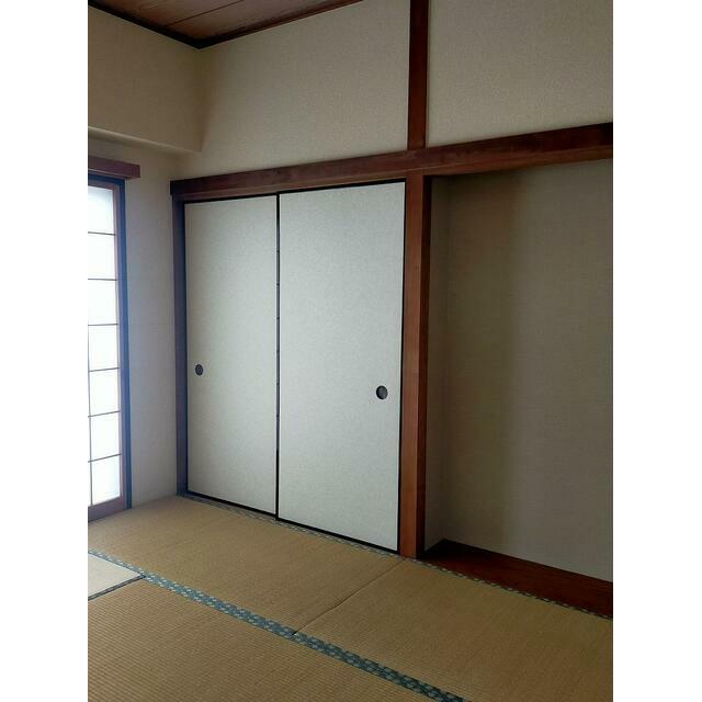収納　和室　押入