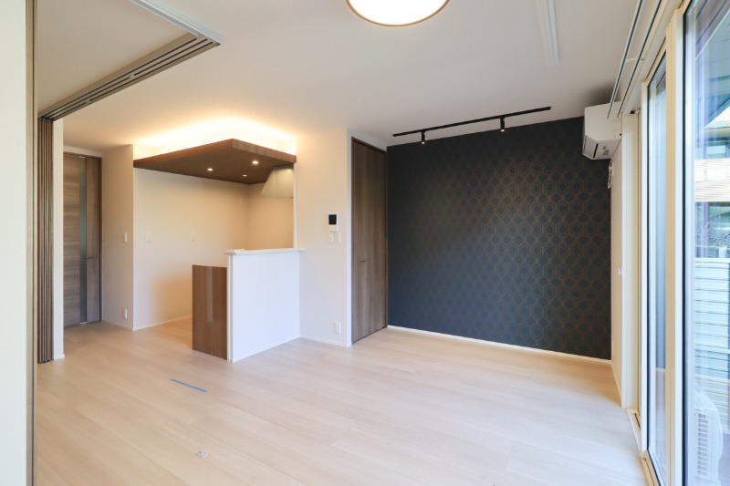 居室・リビング　図面と現状に相違がある場合には現状を優先