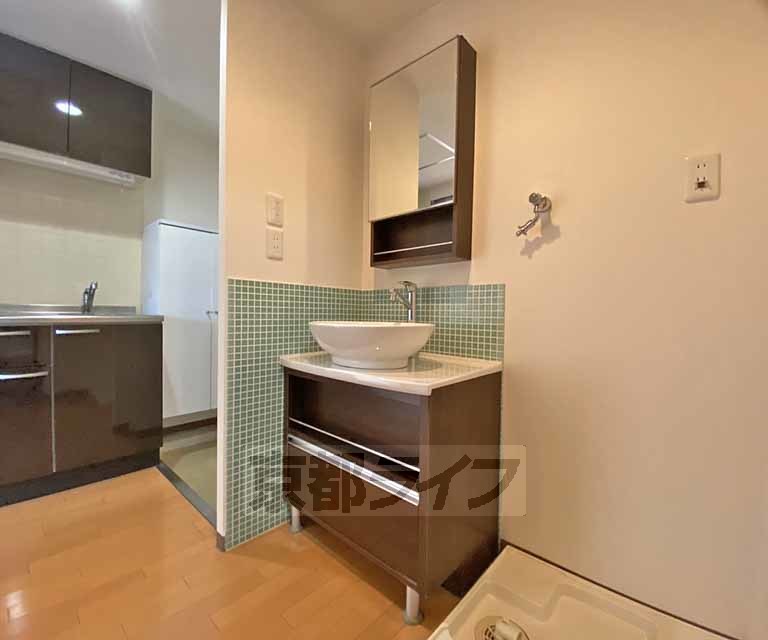 洗面設備　洗面台です。