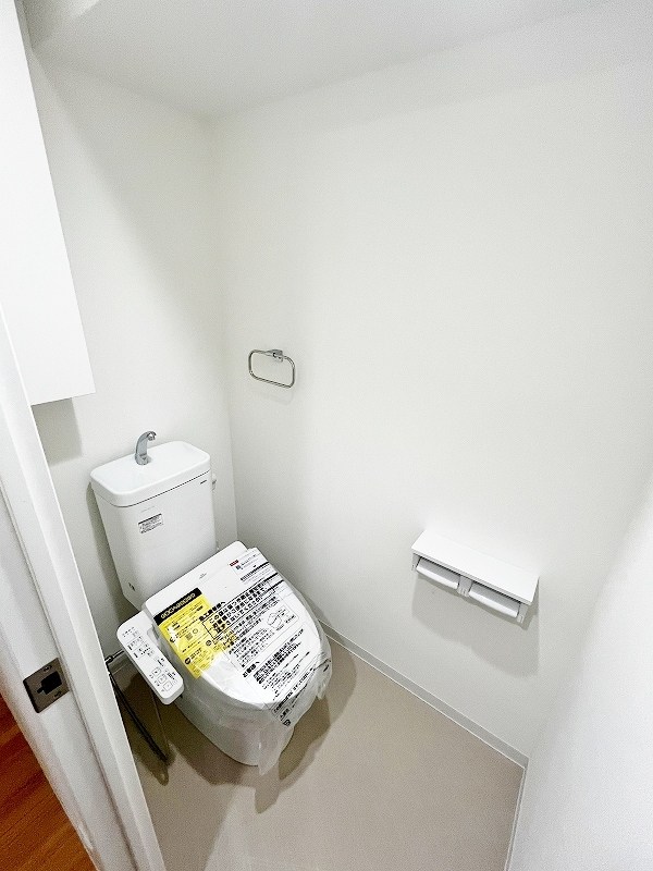 トイレ　★温水洗浄便座★