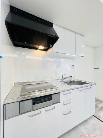 キッチン　同マンション別部屋　参考写真