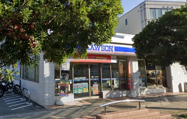 コンビニ　ローソン吹田江の木町店（コンビニ）まで276m