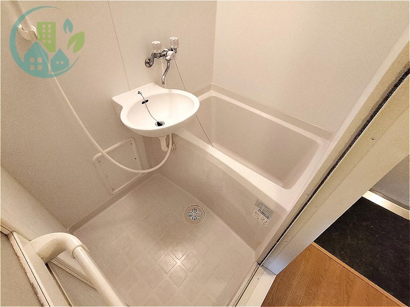 バス・シャワールーム　レオパレスルーエ六甲（家具・家電付、仲介手数料不要）