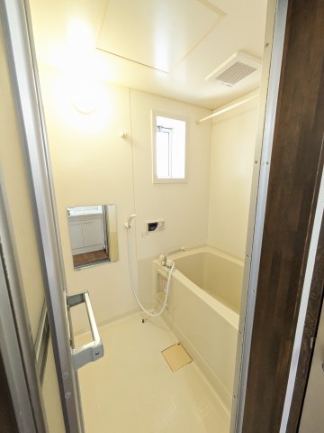 バス・シャワールーム　※別号室の写真です。現況優先となります。