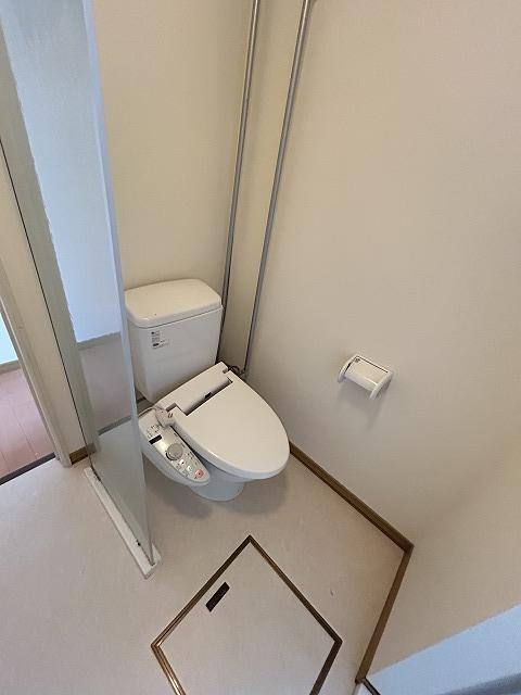 トイレ　トイレ