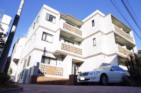 建物外観　外観は落ち着いています