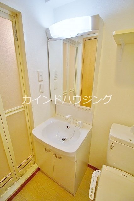 洗面設備　シャンプードレッサー