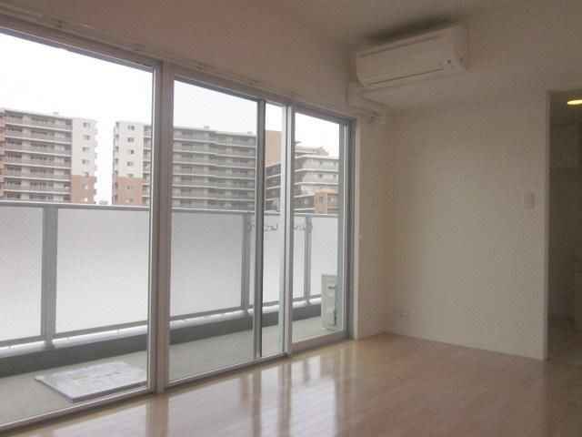 居室・リビング　★★大きな開口部の洋室★★