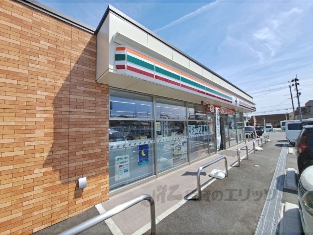 コンビニ　セブンイレブン王寺畠田４丁目店（コンビニ）まで450m