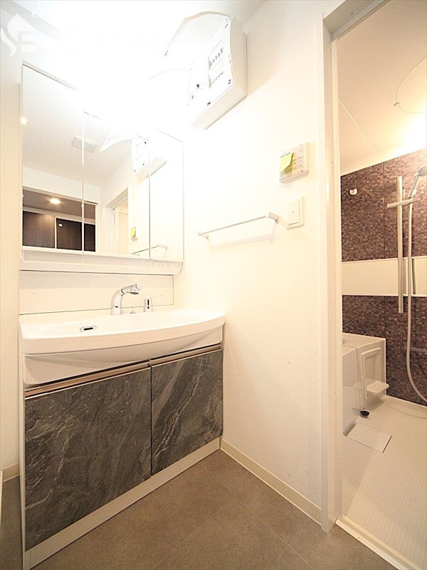 洗面設備　独立洗面台