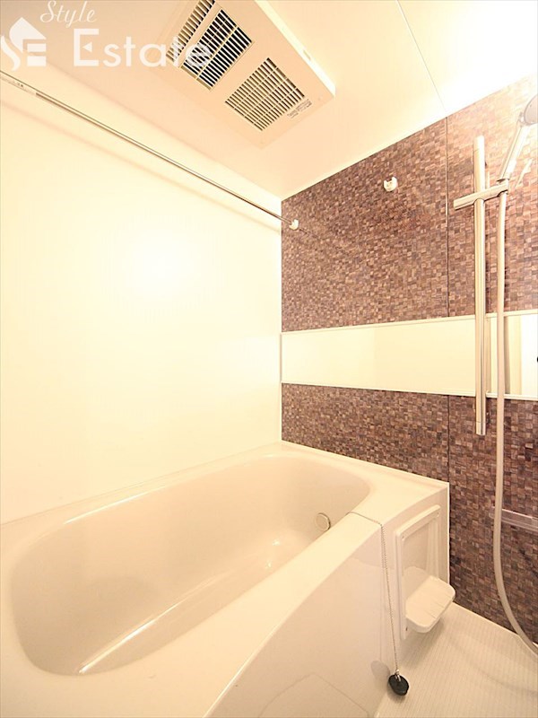 バス・シャワールーム　バスルーム