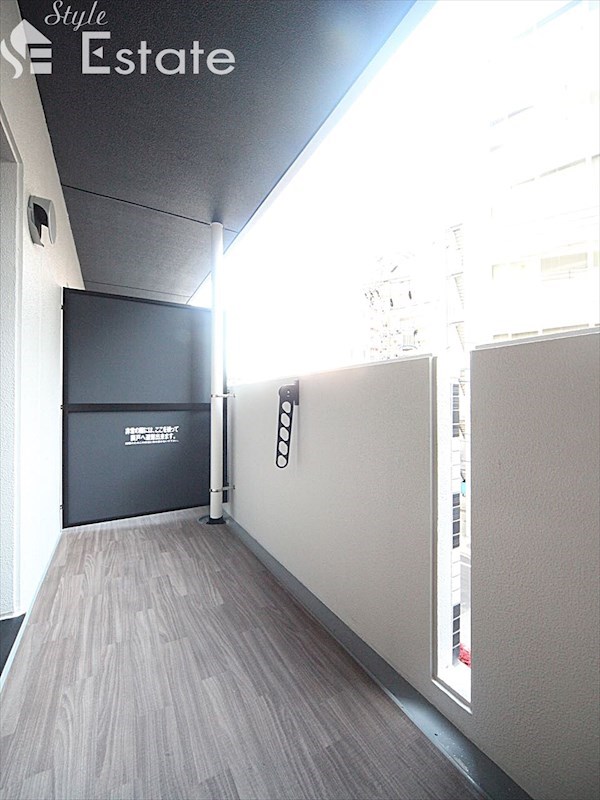 バルコニー　バルコニー