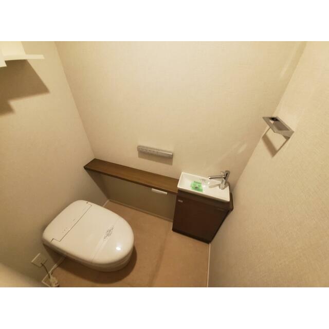 トイレ　別部屋参照