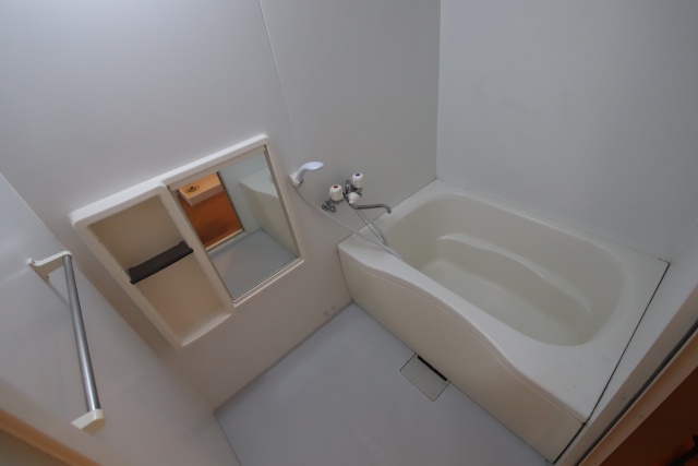 バス・シャワールーム　※別室の参考写真の為、現況優先です。