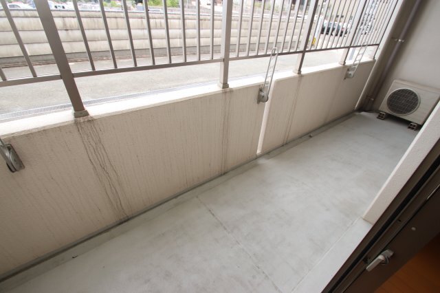 バルコニー　ワイドバルコニー