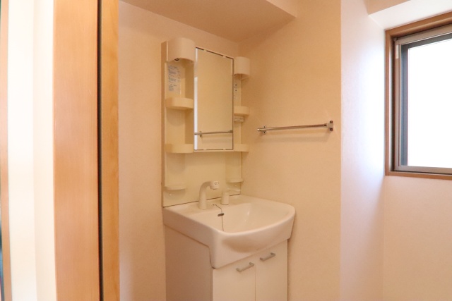 洗面設備　※別室の参考写真の為、現況優先です。