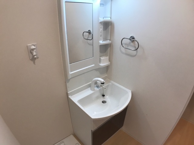 洗面設備　同型シリーズのイメージ画像です。