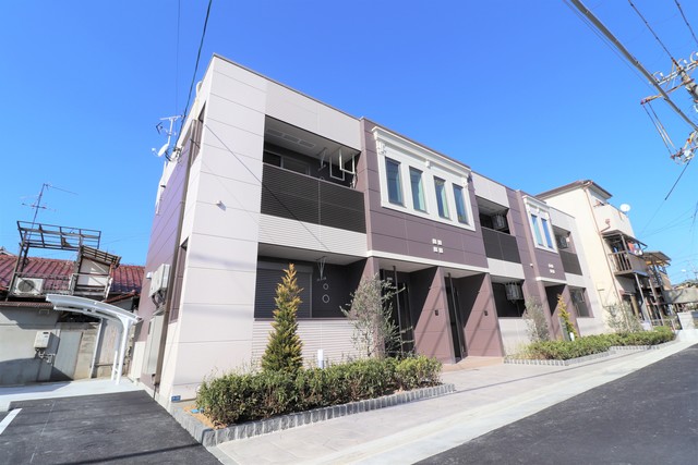 建物外観　エストファミーユ２