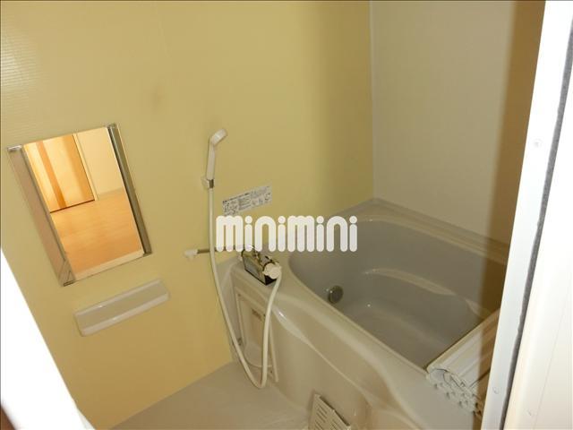 バス・シャワールーム　１日の疲れを癒すバスルーム