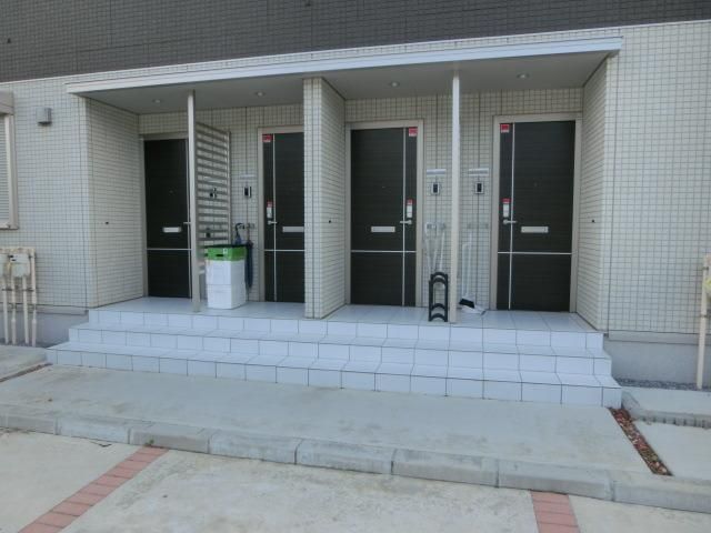 エントランス　エントランス