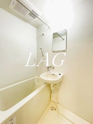 バス・シャワールーム　お風呂です。