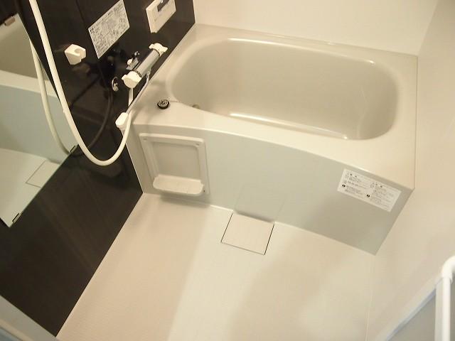 バス・シャワールーム　浴室