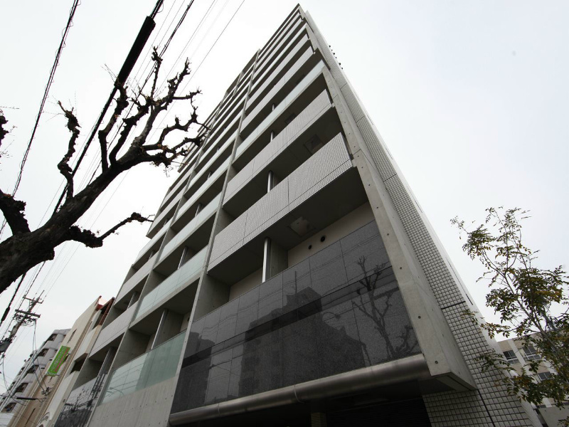 建物外観　外観　オートロック　防犯カメラ　宅配ＢＯＸ付