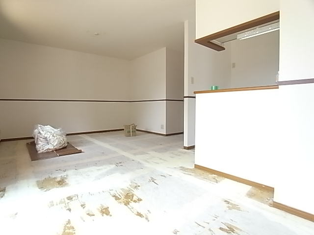 居室・リビング　※改装途中の写真になります。