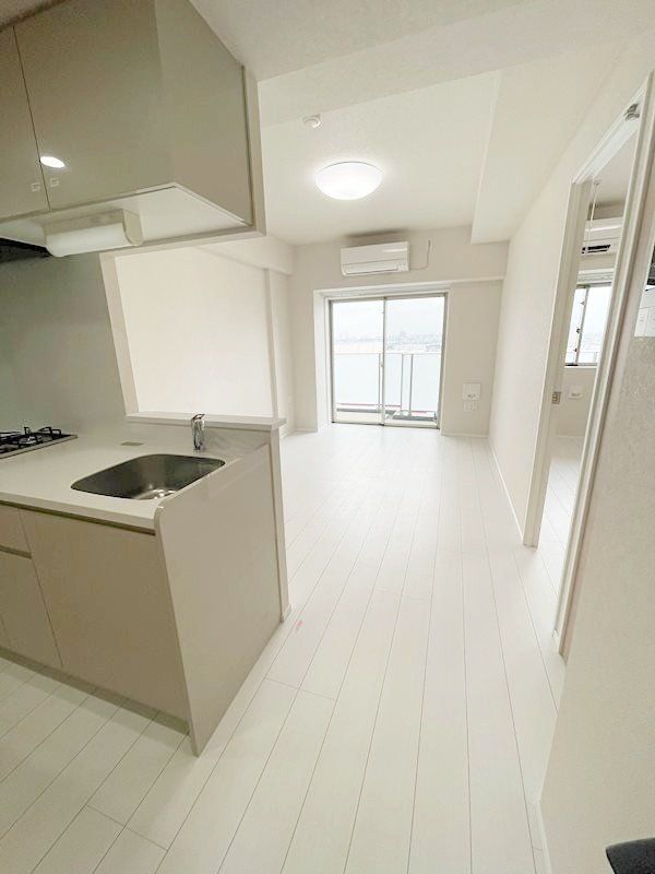 居室・リビング　キッチン