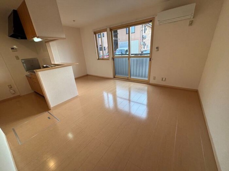 居室・リビング　図面と現状に相違がある場合には現状を優先