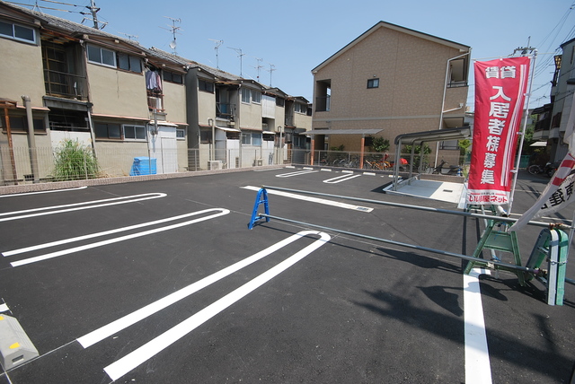 駐車場　駐車場