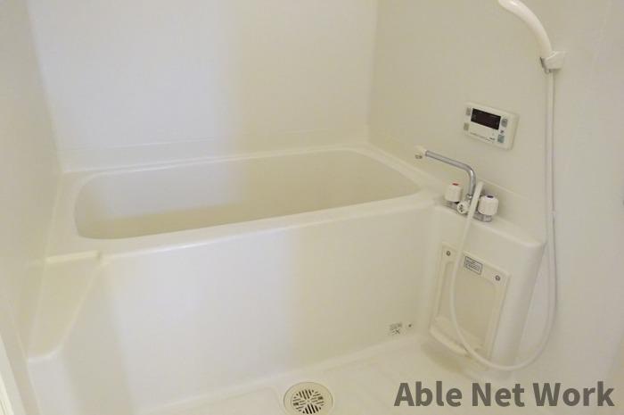 バス・シャワールーム　追い炊き機能つき