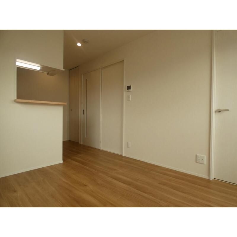 居室・リビング　☆明るい洋室☆